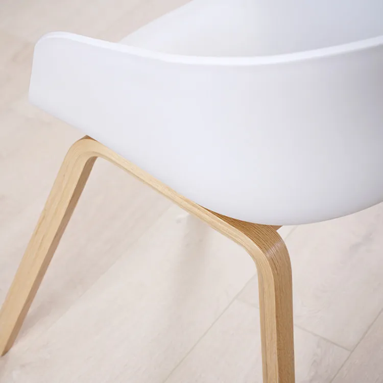 China Product Dining Room Furniture Unique New Style Sedie Shell Cafe Hotel Plastic Chair