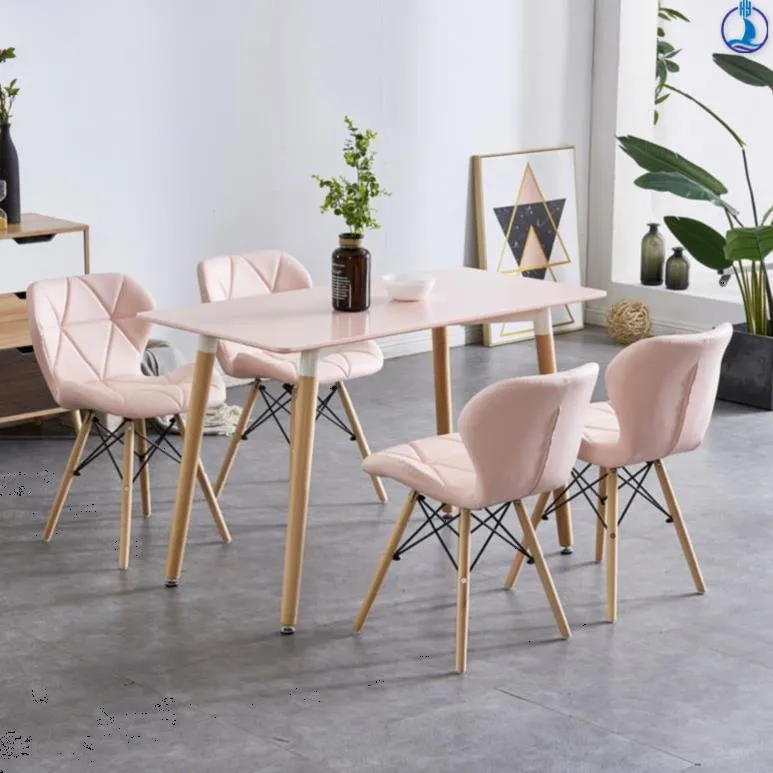 Factory Manufacturer Wholesale Cheap Price Chair High Quality Dining Room Furniture Butterfly Chair Four Legs PU Leather Dining Chair with Solid Wood Legs