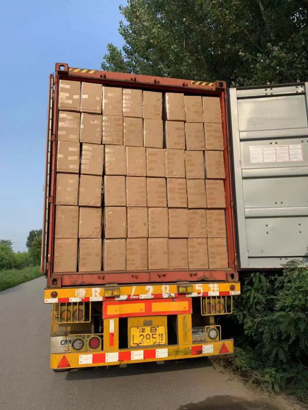 Modern Furniture New Modern Style Chairs Linen Fabric Tufted Dining Chairs with Button